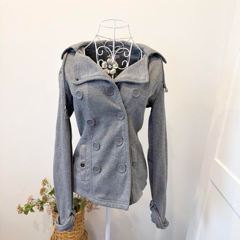 Gorgeous vintage y2k fitted grey pea coat button up collared jacket